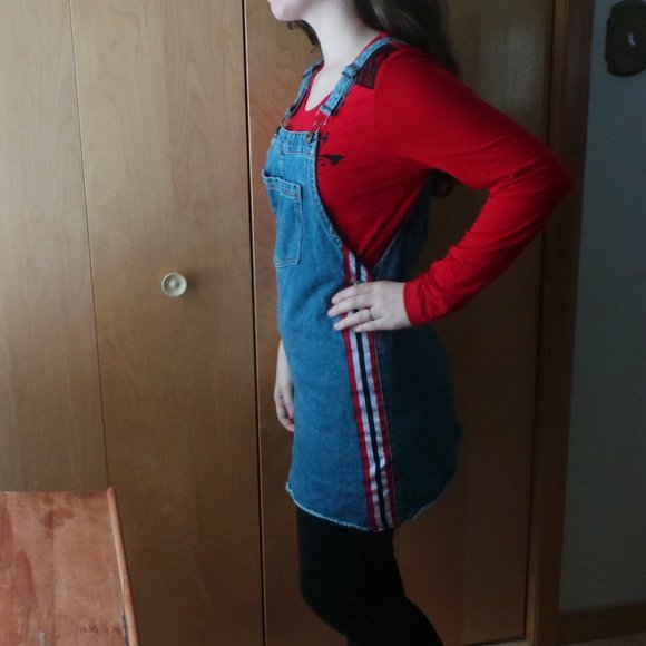 H&M Dress Jumper and red shirt - Picture 2 of 3